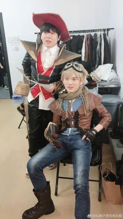 今天的德国杯首发阵容： Tarzan 对阵他旧俱乐部 Weibo Gaming